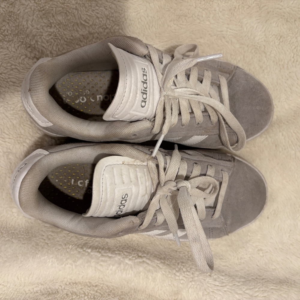 Womens Adidas Campus